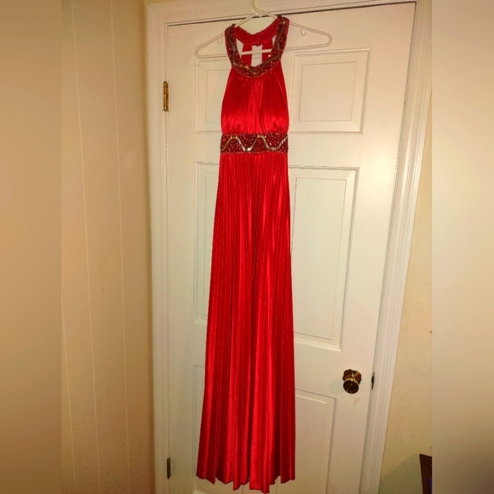 My Michelle Open Back Pleated  Size Small 100% Polyester Dress